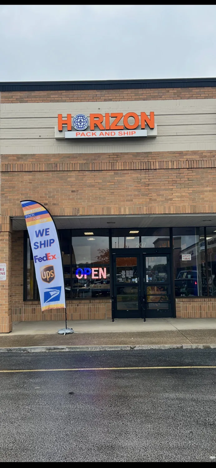 Horizon Business Hub Elizabethtown storefront. Hardin County local